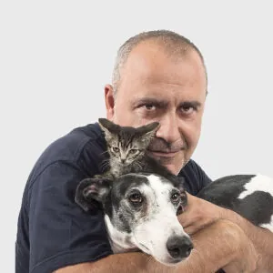 COMO EL PERRO Y EL GATO